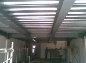 別墅鋼結(jié)構(gòu)閣樓